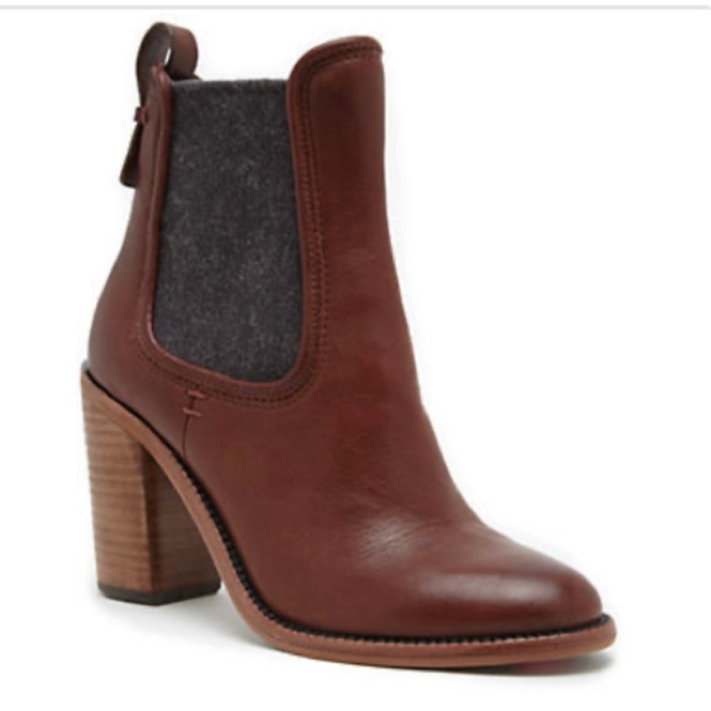 Dolce Vita Olivia Boots Size 7